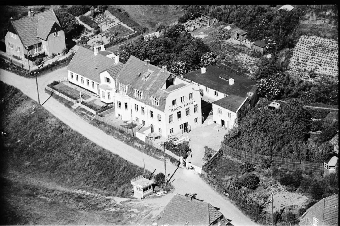 Dines Bogø - Hundested - Luftfoto - Det Kgl. Bibliotek